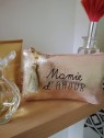 Pochette "Mamie d'amour" couleur pêche effet brillant zippée multi-usage | Vue 1 |  Tilleulmenthe Boutique de mode femme
