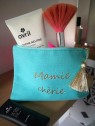 Pochette "Mamie chérie" turquoise effet brillant zippée multi-usage | Vue 2 | Tilleulmenthe Boutique de mode femme