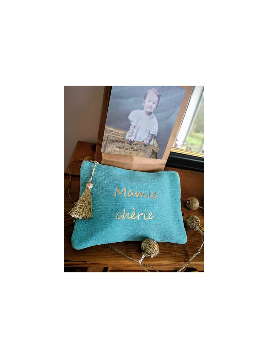 Pochette "Mamie chérie" turquoise effet brillant zippée multi-usage | Vue 1 | Tilleulmenthe Boutique de mode femme