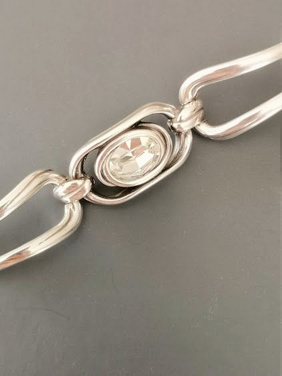 Bracelet Ciclon & Swarovski plaqué argent l 3 vue détail cristal l Tilleulmenthe boutique de mode femme Bracelet Ciclon & Swarovski plaqué argent l 3 vue détail cristal l Tilleulmenthe boutique de mode femme