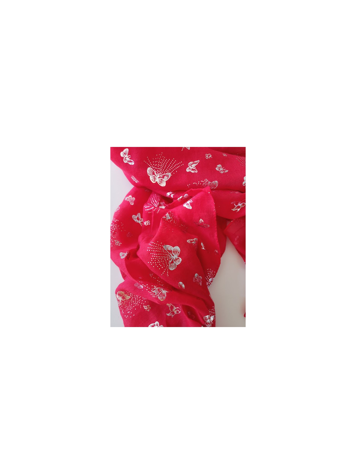 Foulard rouge avec papillons couleur argent léger  l 3 vue des détails l Tilleulmenthe boutique de mode femme en ligne