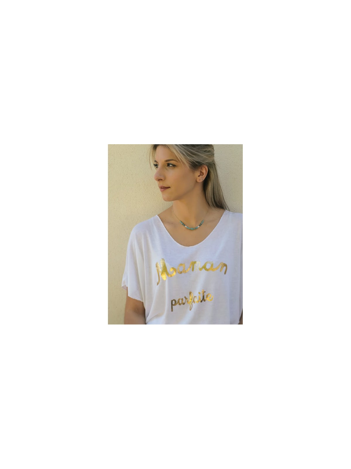 T.shirt maman parfaite blanc oversize l 1 vue avec modèle l Tilleulmenthe boutique de mode femme en ligne
