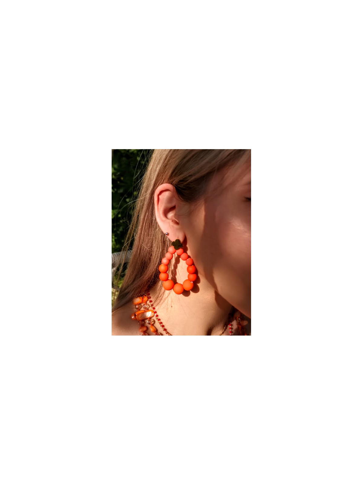 Boucles d'oreilles colorées | 1 vue portées | Tilleulmenthe boutique de mode femme en ligne