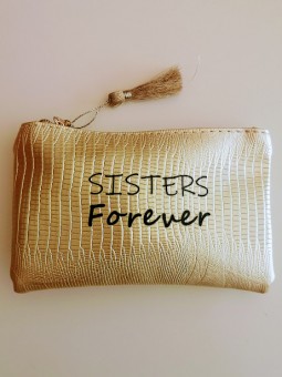 Pochette Sister Forever zippée | 1 vue de face entière | Tilleulmenthe boutique de mode femme en ligne