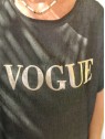 Robe vogue flocage or l 2 vue détail inscription Vogue l Tilleulmenthe boutique de mode femme en ligne