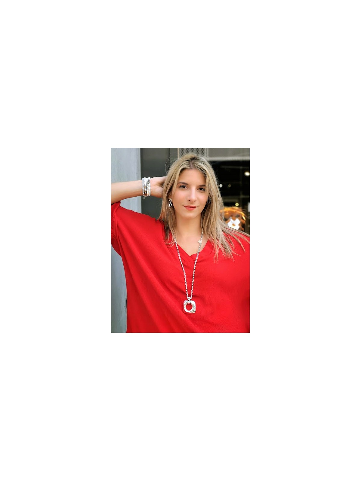 Sautoir Ciclon signé argenté | 2 vue de face porté | Tilleulmenthe boutique de mode femme en ligne