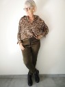Chemise motifs léopard manches longues l 1 vue portée entière l  Tilleulmenthe mode boutique de vêtements femme en ligne