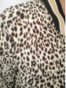 Bombers imprimé animalier élastiqué manches et taille l 4 vue motif l Tilleulmenthe mode boutique de vêtements femme en ligne Bombers imprimé animalier élastiqué manches et taille l 4 vue motif l Tilleulmenthe mode boutique de vêtements femme en ligne
