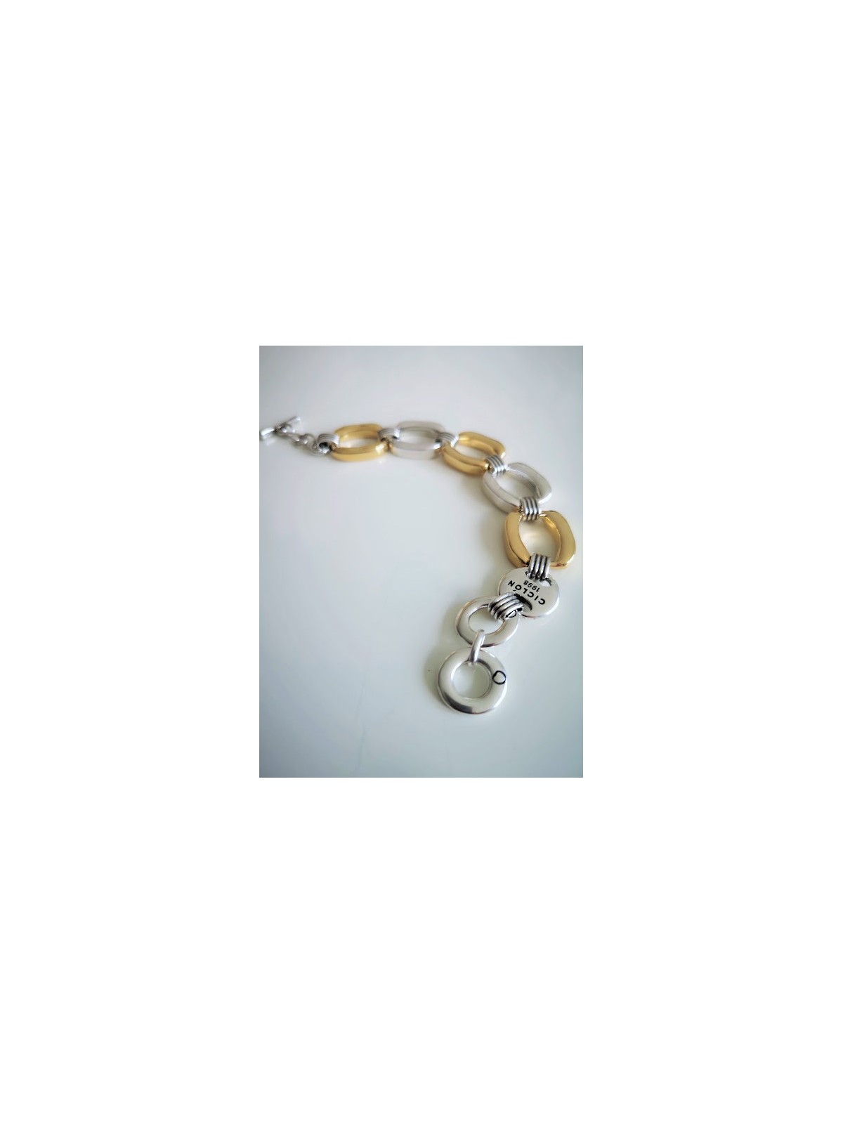 Bracelet plaqué argent et or maillons rectangulaires l 2 vue de haut l Tilleulmenthe mode boutique de vêtements femme en ligne