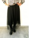 Jupe longue noire en tulle l 3 vue rapprochée l Tilleulmenthe mode boutique de vêtements femme en ligne