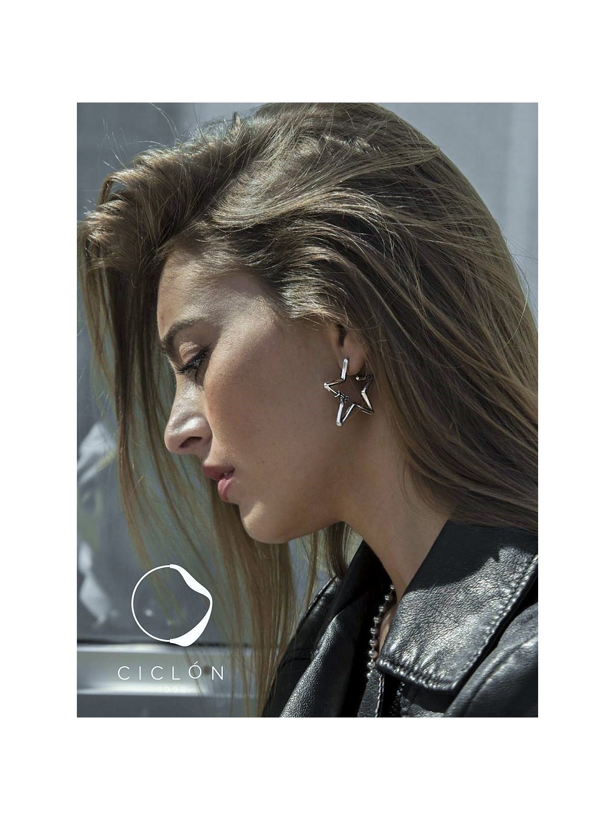 Boucles d'oreilles étoile marque Ciclon l 4 vue porté avec modèle l Tilleulmenthe boutique de mode femme en ligne