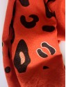 Etole léopard orange et noir à motifs l 2 vue rapprochée l Tilleulmenthe mode boutique de vêtements femme en ligne