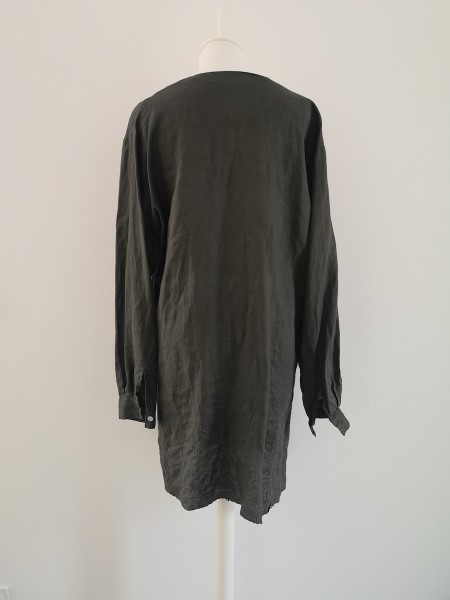 Robe chemise avec col mao l 2 vue de dos l Tilleulmenthe mode boutique de vêtements femme en ligne