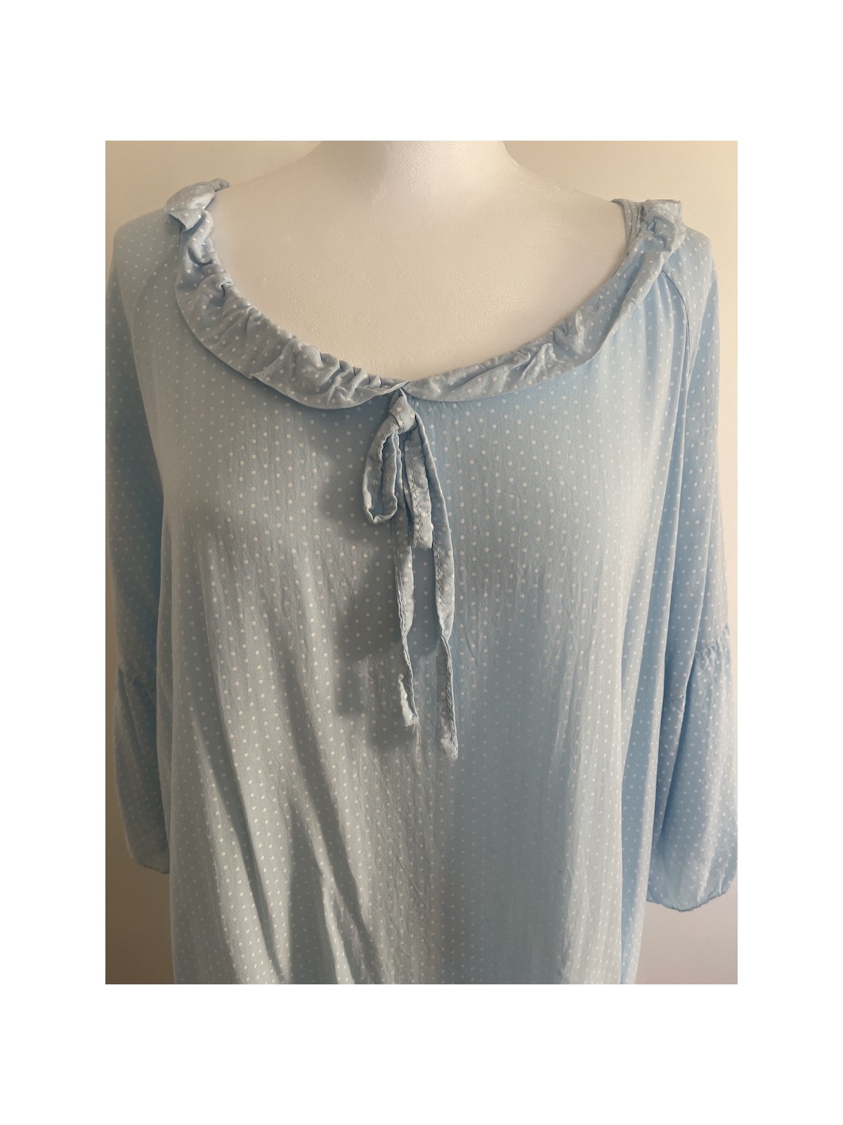 Robe courte fluide à motifs blanc et bleu l 4 vue col l Tilleulmenthe mode boutique de vêtements femme en ligne