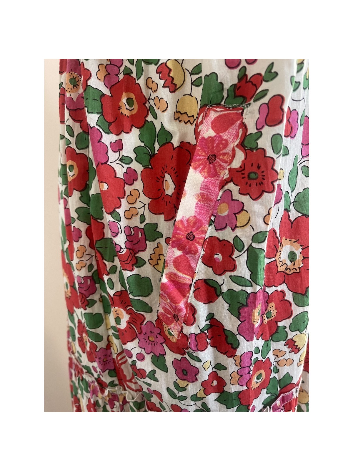 Robe longue à fleurs avec bretelles et poches l 4 vue motif l Tilleulmenthe mode boutique de vêtements femme en ligne