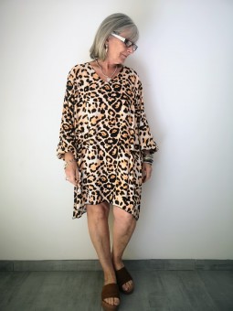 Robe manches longues motif léopard l 1 vue de face l Tilleulmenthe mode boutique de vêtements femme en ligne