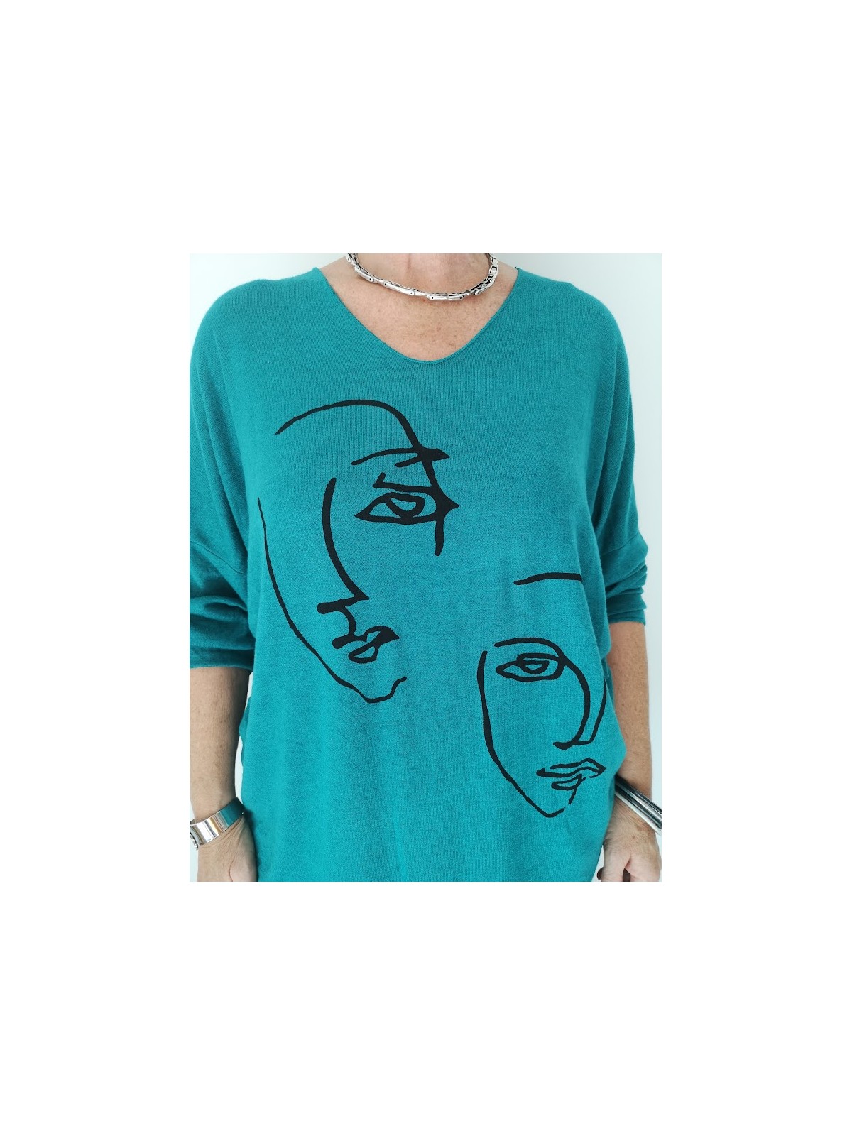 Haut bleu et noir avec imprimé visage l 3 vue motif l Tilleulmenthe mode boutique de vêtements femme en ligne
