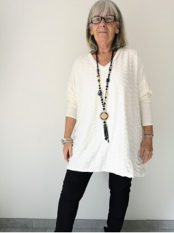 Collier long arbre de vie avec perles l 1 vue porté l Tilleulmenthe mode boutique de vêtements femme en ligne