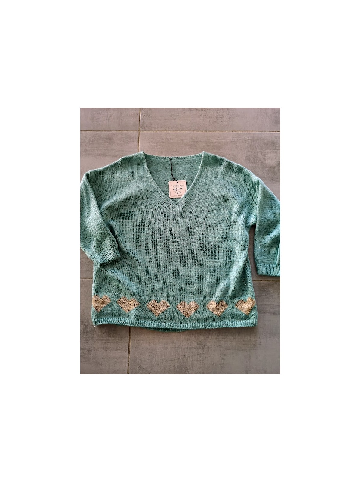 Pull imprimé coeur beige l 3 vue motifs l Tilleulmenthe mode boutique de prêt à porter femme