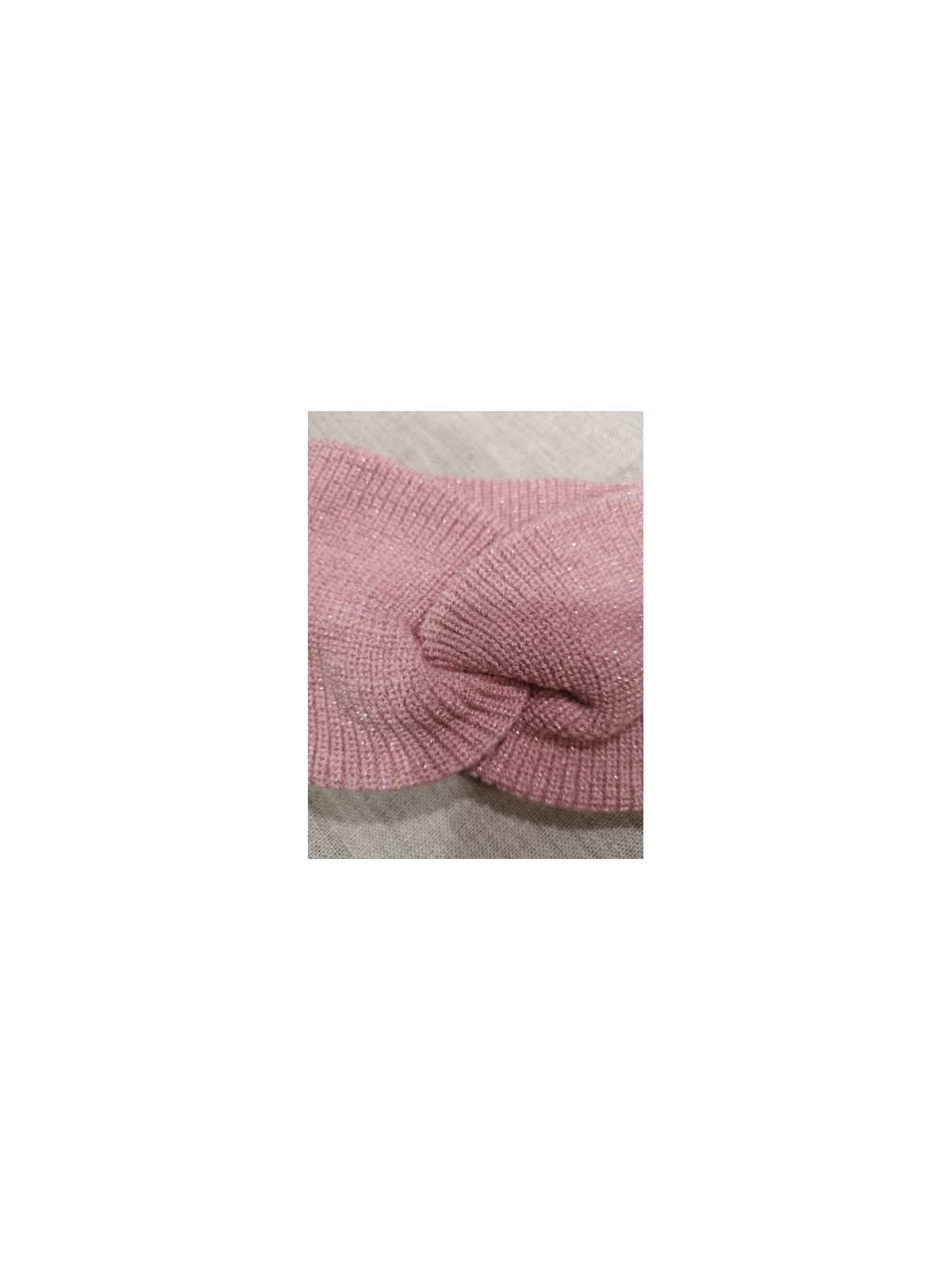 Headband rose avec noeud torsadé l 2 vue rapprochée l Tilleulmenthe mode boutique de vêtements femme en ligne