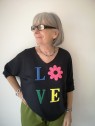 Pull manches longues coloré inscriptions LOVE l 2 vue fleurs l Tilleulmenthe mode boutique de vêtements femme en ligne
