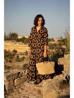 Robe longue Bagatelle choco et noire l 1 vue portée l Tilleulmenthe mode boutique de prêt à porter femme en ligne