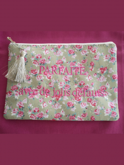 Pochettes zippée fleuries et inscriptions l 1 vue écritures roses l Tilleulmenthe mode boutique de vêtements femme en ligne