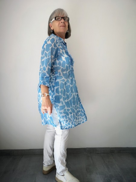 Robe courte manches 3/4 Bagatelle bleu et blanche l 3 vue manches l Tilleulmenthe mode boutique de vêtements femme en ligne