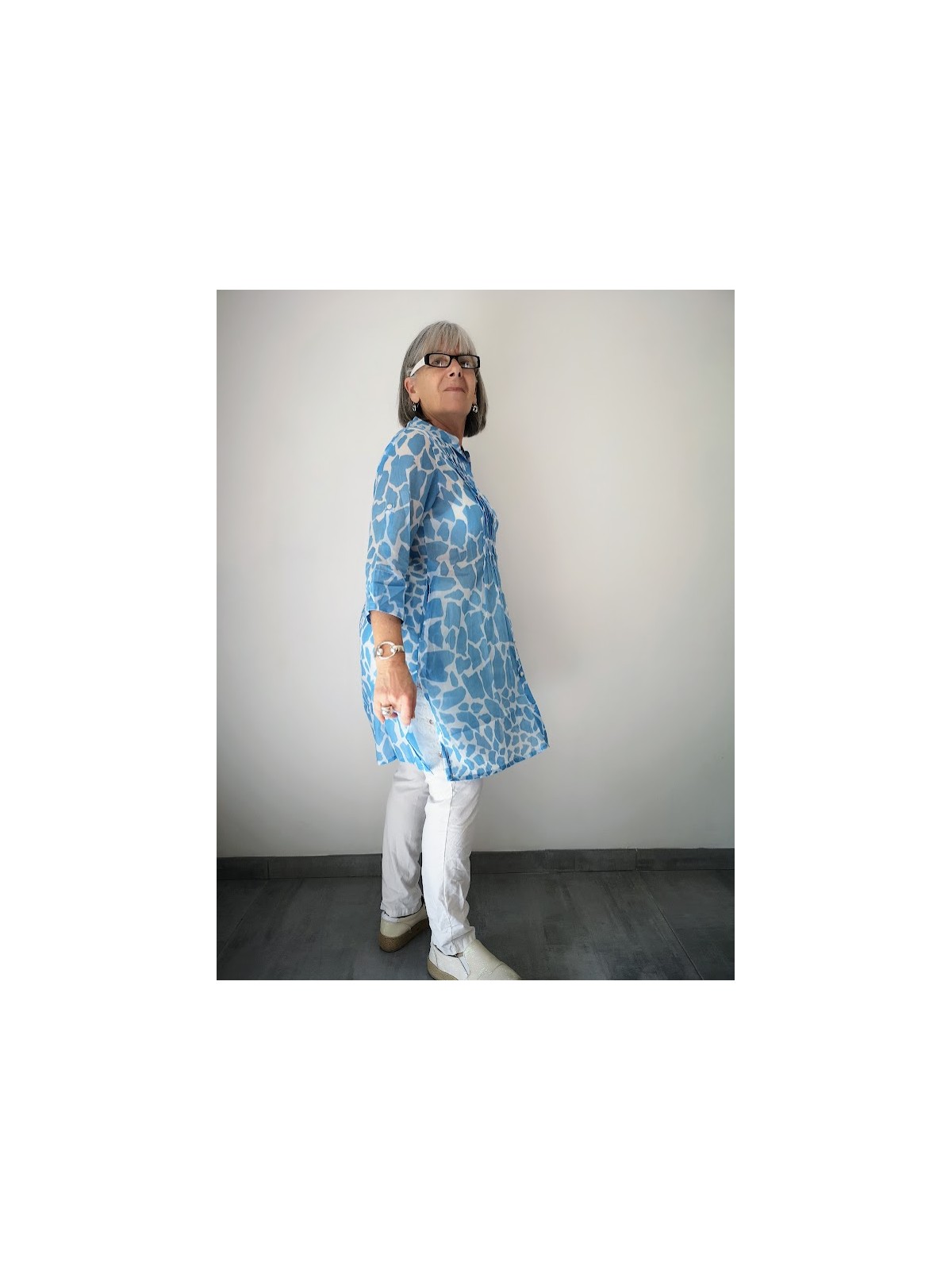 Robe courte manches 3/4 Bagatelle bleu et blanche l 3 vue manches l Tilleulmenthe mode boutique de vêtements femme en ligne