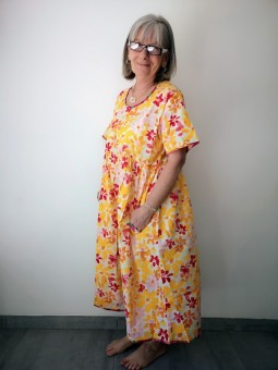 Robe longue fleurie orange et rose l 1 vue de face l Tilleulmenthe mode boutique de vêtements femme en ligne