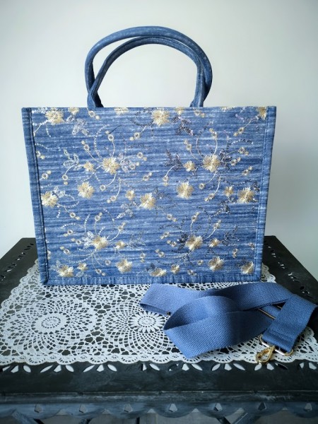 Sac à mains en jeans l 1 vue de face l Tilleulmenthe mode boutique de vêtements femme en ligne