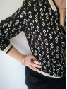 Bombers printemps à motifs dorés l 7 vue manches noires l Tilleulmenthe mode boutique de vêtements femme en ligne