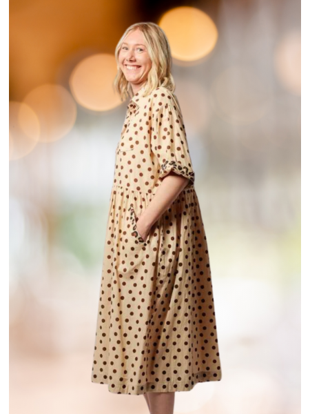 Robe longue à pois 100% Coton l 2 vue de profil l Tilleulmenthe mode boutique de vêtements femme en ligne
