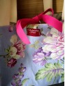 Sac colorée avec fleurs et papillon en coton l 7 vue rapprochée l Tilleulmenthe mode boutique de vêtements femme en ligne