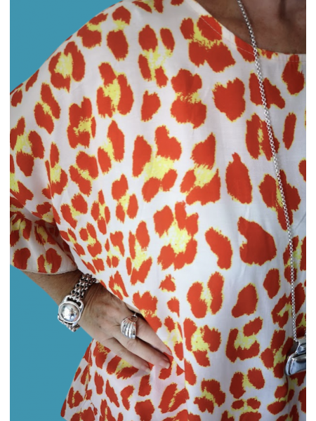 Blouse orange avec imprimé léopard l 3 vue motifs léopard l Tilleulmenthe mode boutique de vêtements femme en ligne