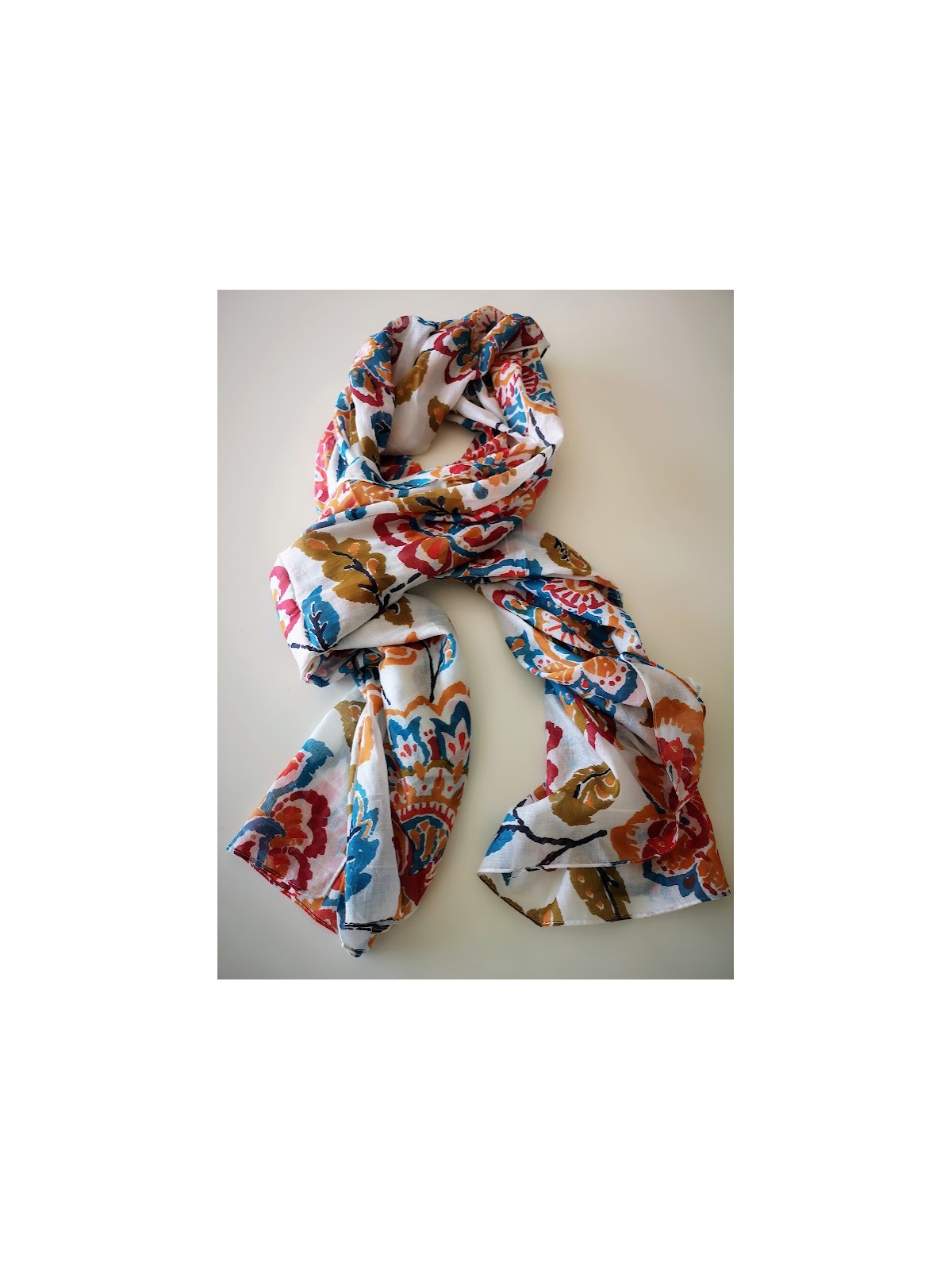 Foulard fleuris 100% Coton l 1 vue de face l Tilleulmenthe mode boutique de vêtements femme en ligne
