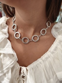 Collier Ciclon ras de cou plaqué argent l 1 vue porté l Tilleulmenthe mode boutique de vêtements femme en ligne