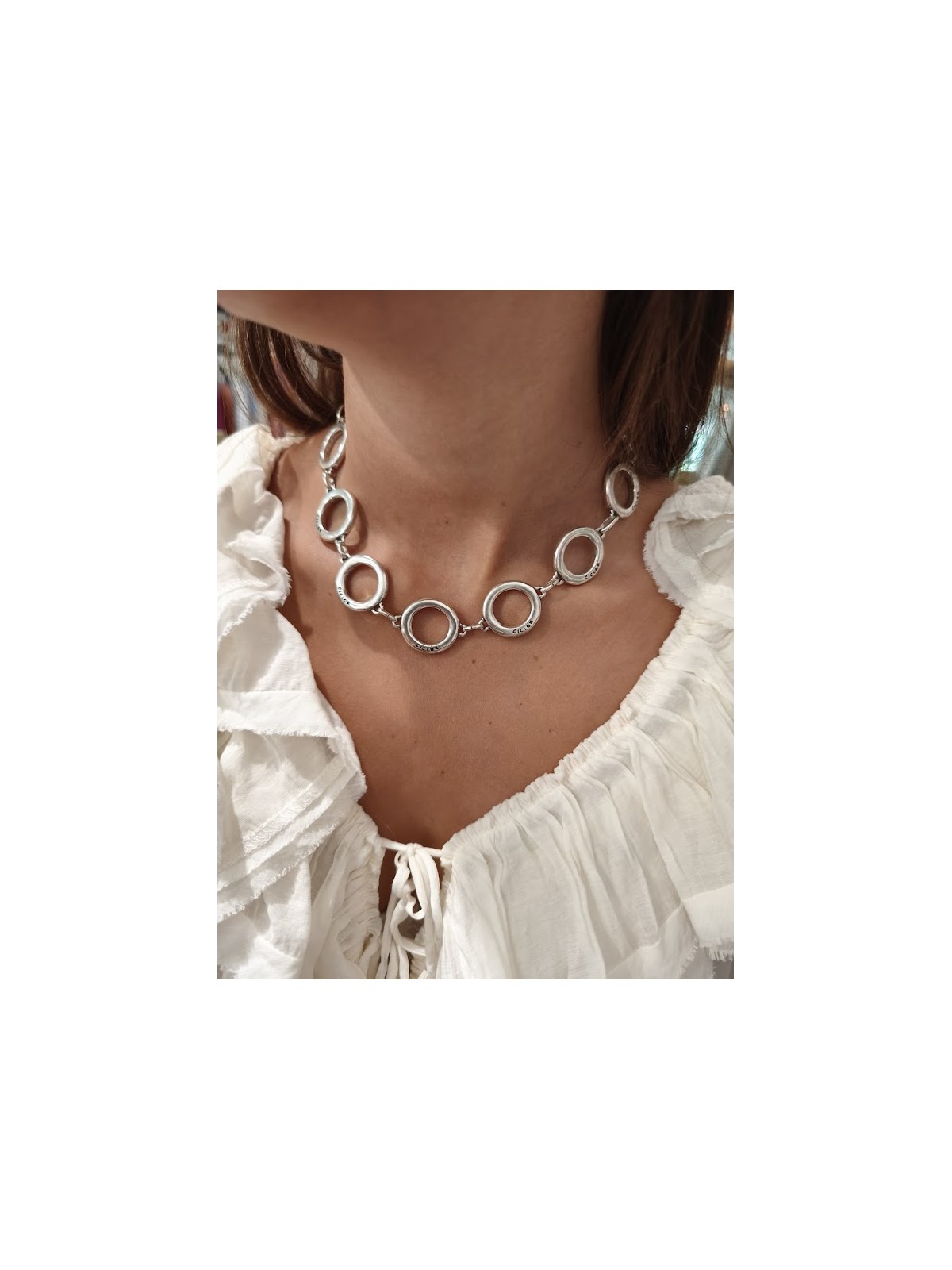 Collier Ciclon ras de cou plaqué argent l 1 vue porté l Tilleulmenthe mode boutique de vêtements femme en ligne