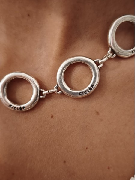 Collier plaqué argent maillons rond l 2 vue rapprochée l Tilleulmenthe mode boutique de vêtements femme en ligne
