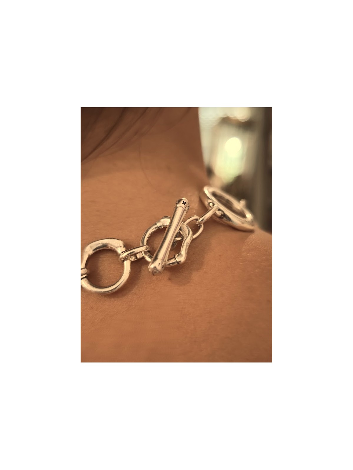 Collier ras de cou fermeture en T marque Ciclon l 3 vue fermeture l Tilleulmenthe mode boutique de vêtements femme en ligne