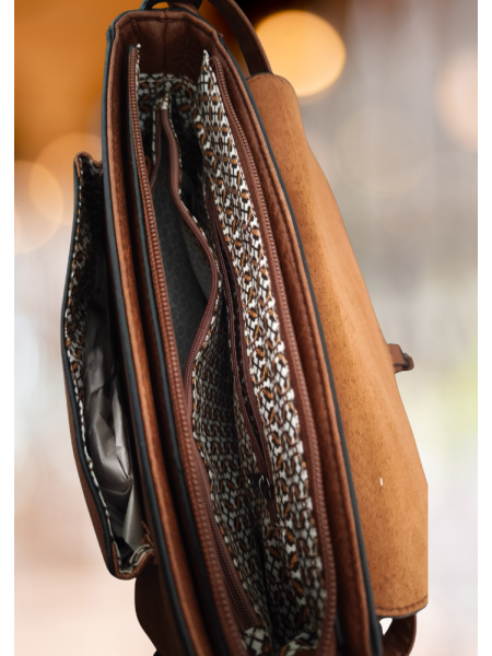 Sac marron femme avec bandoulière l 9 vue interieur doublé tissu l Tilleulmenthe mode boutique de vêtements femme en ligne