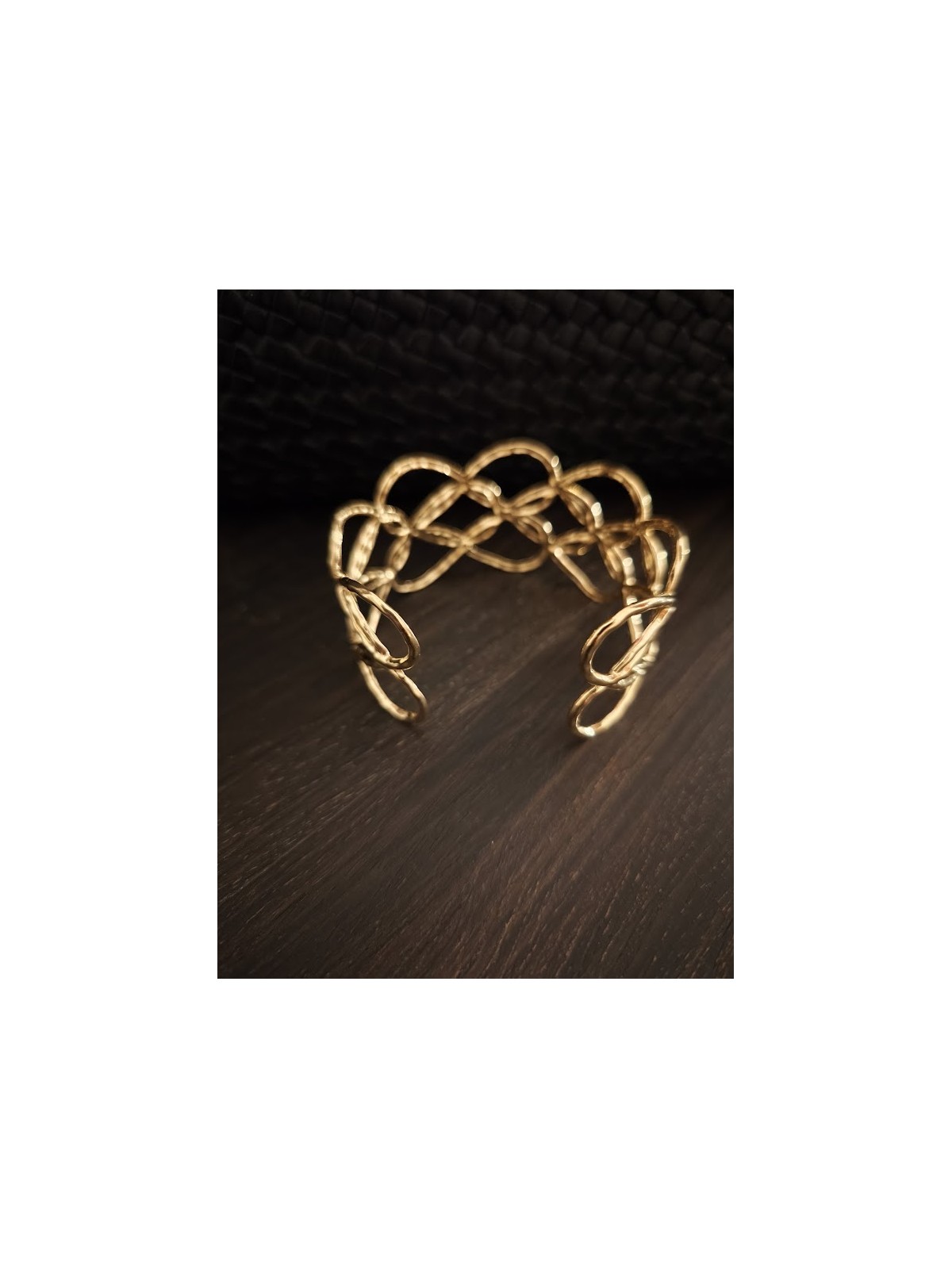 Bracelet manchette doré ajustable l 3 vue de dos l Tilleulmenthe mode boutique de vêtements femme en ligne