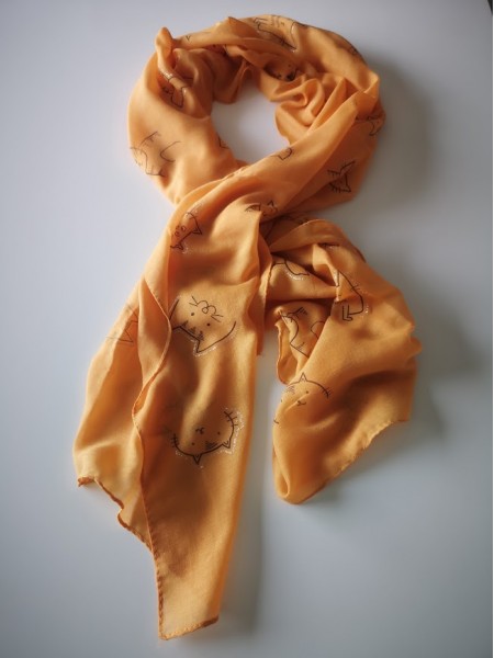 Foulard chat couleur moutarde l 1 vue de face l Tilleulmenthe mode boutique de vêtements femme en ligne