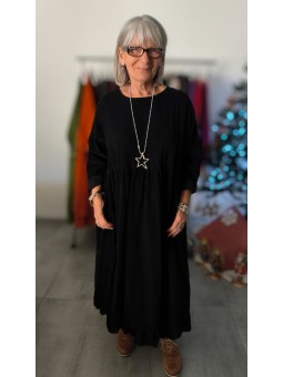 Robe femme longue couleur noir en velours fin l 2 vue poches l Tilleulmenthe mode boutique de vêtements femme en ligne