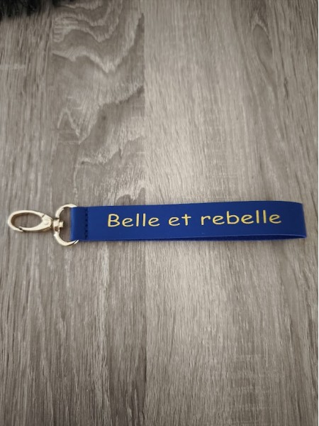 Porte clé bleu Belle et Rebelle l 1 vue de face l Tilleulmenthe mode boutique de vêtements femme en ligne