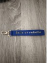 Porte clé bleu Belle et Rebelle l 1 vue de face l Tilleulmenthe mode boutique de vêtements femme en ligne