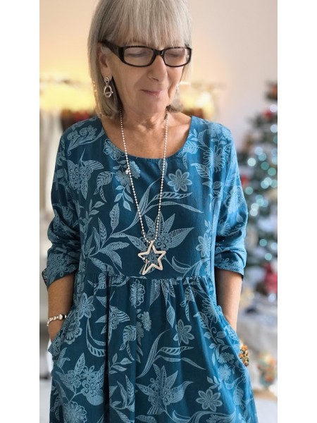 Robe longue bleue à fleurs l 2 vue fleurs bleues l Tilleulmenthe mode boutique de vêtements femme en ligne