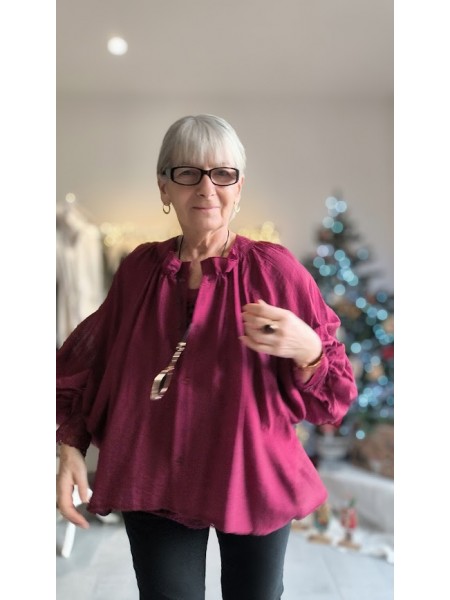 Blouse bordeaux boutonnée sur le devant l 1 vue de face l Tilleulmenthe mode boutique de vêtements femme en ligne