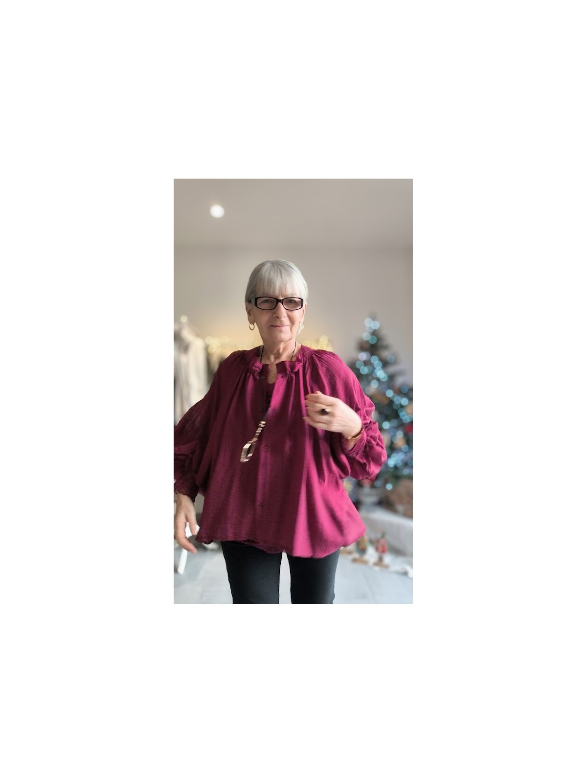 Blouse bordeaux boutonnée sur le devant l 1 vue de face l Tilleulmenthe mode boutique de vêtements femme en ligne