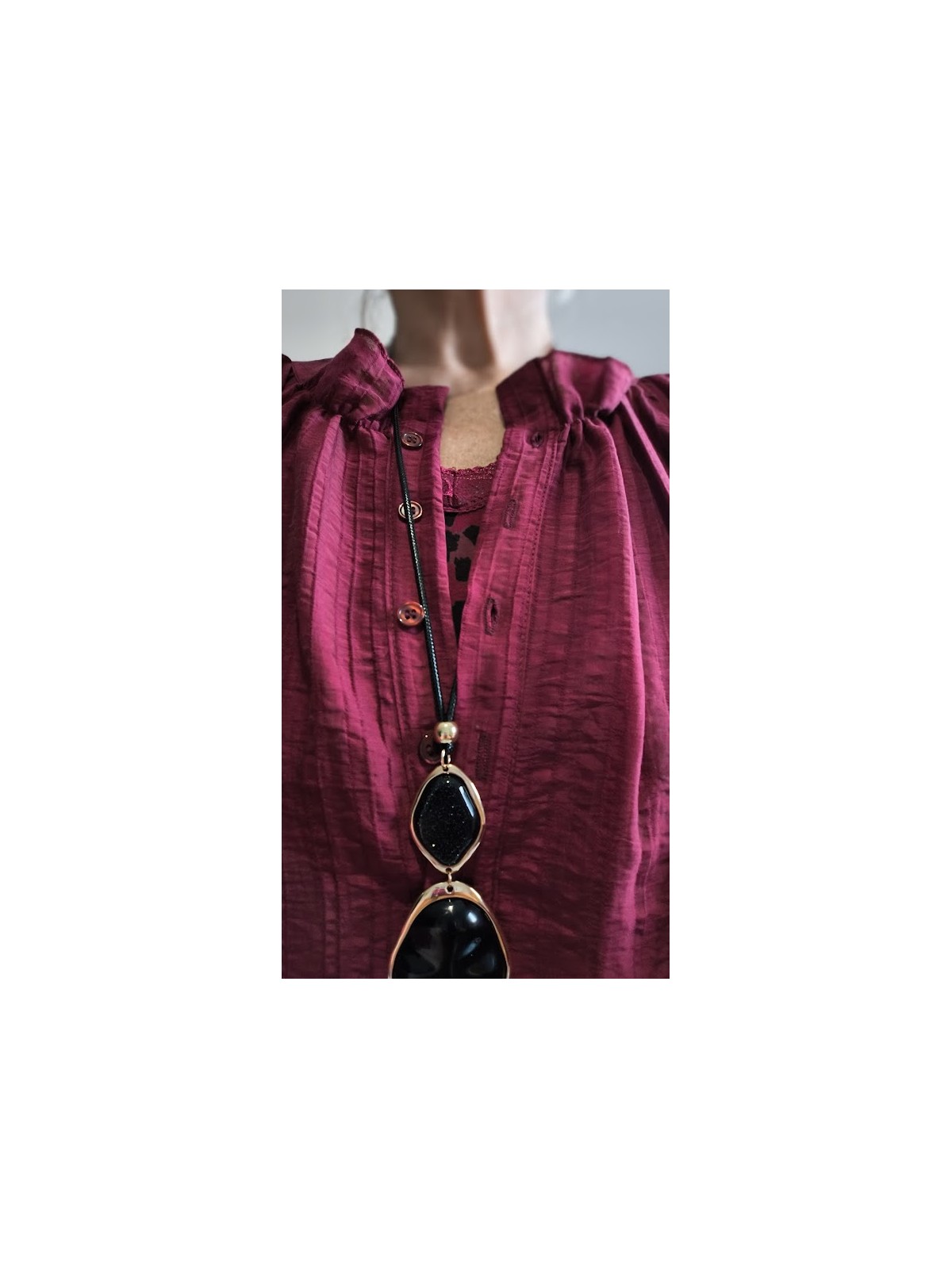 Blouse manches longues bordeaux avec boutons l 4 vue boutons l Tilleulmenthe mode boutique de vêtements femme en ligne